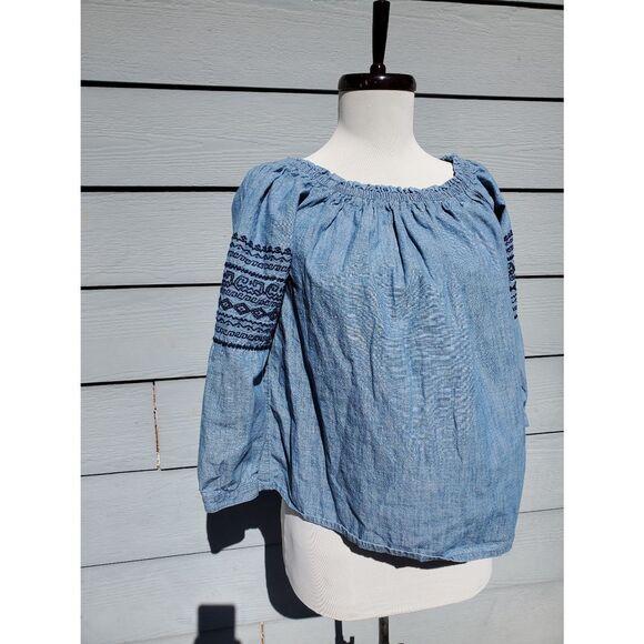 Gap 1969 cotton chambray looking top - Picture 2 of 6